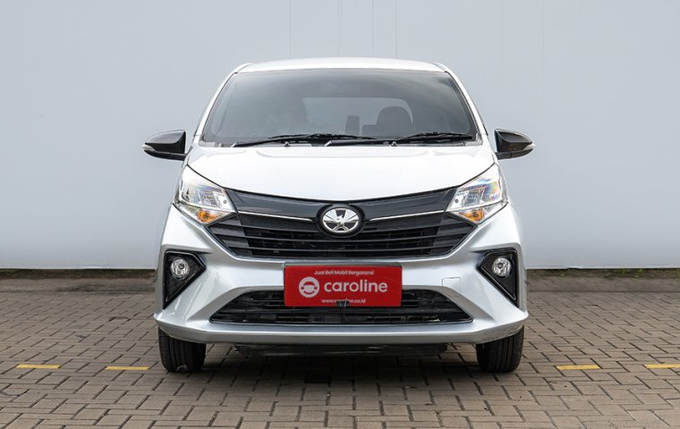 Daihatsu Sigra R 1.2 MT 2023 Silver - TDP Rendah - Mobil Murah Bergaransi