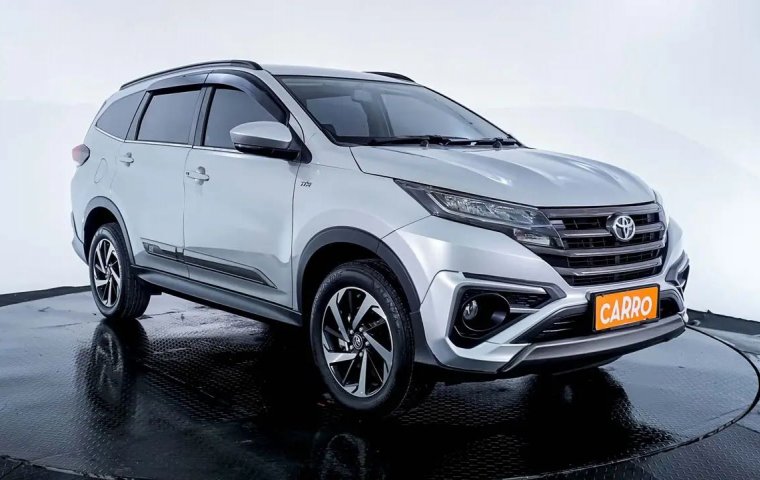 Toyota Rush Variasi Populer 2022 Silver