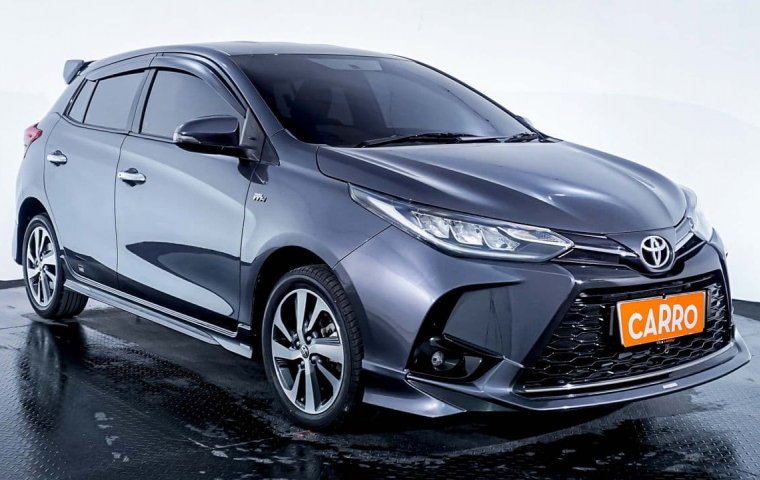 JUAL Toyota Yaris S GR Sport AT 2022 Abu-abu