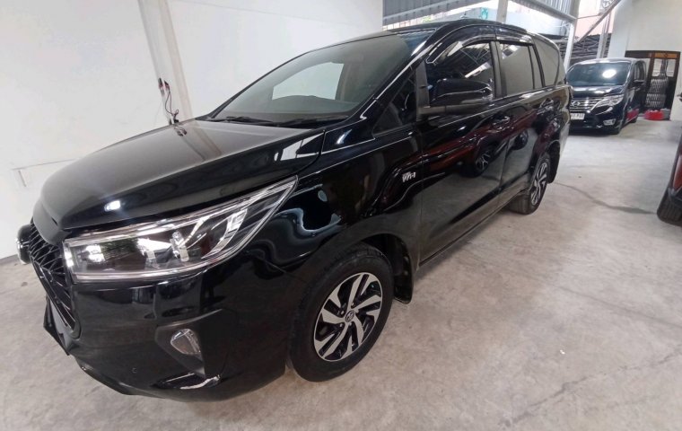 Toyota Innova 2.0 V AT 2021