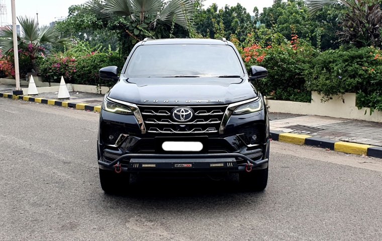 Toyota Fortuner New  4x4 2.8 GR Sport A/T DSL GR SPORT tetradrive matic hitam cash kredit bisa