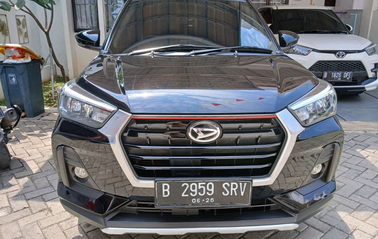 Promo Rocky 1.0 R Turbo CVT ADS 2021 Hitam *59SRV