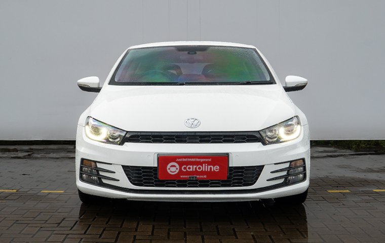 Volkswagen Scirocco TSI 1.4 AT 2016 Putih - TDP Rendah - Penawaran Spesial