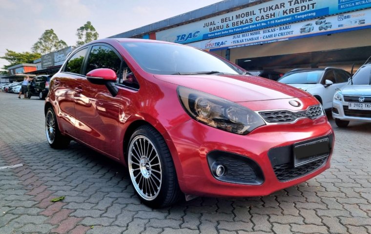 Kia Rio 1.4 Automatic 2014