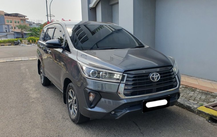 Toyota Kijang Innova V 2022 abu matic cash kredit proses bisa dibantu