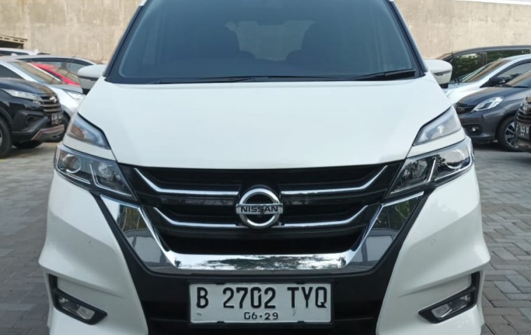 JUAL Nissan Serena 2.0 HWS AT 2019 Putih