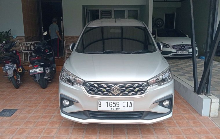 Suzuki Ertiga GX Hybrid AT 2022 Silver