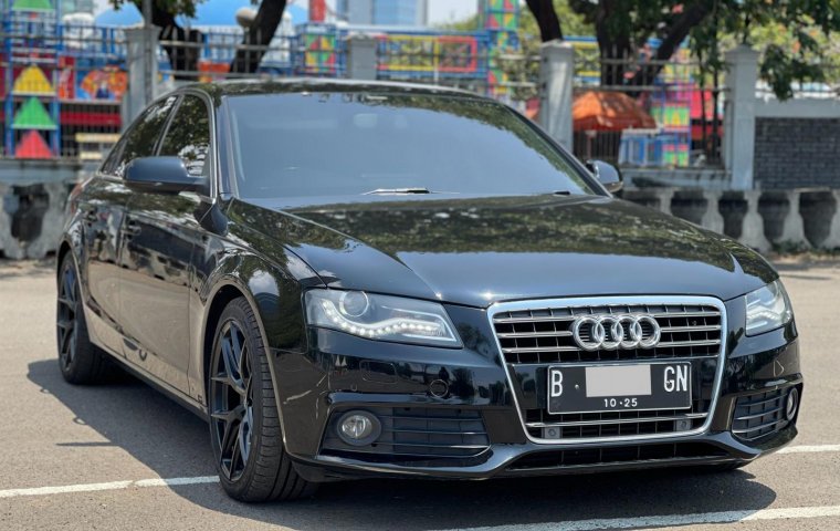 AUDI A4 AT HITAM 2010 SIAP PAKAI