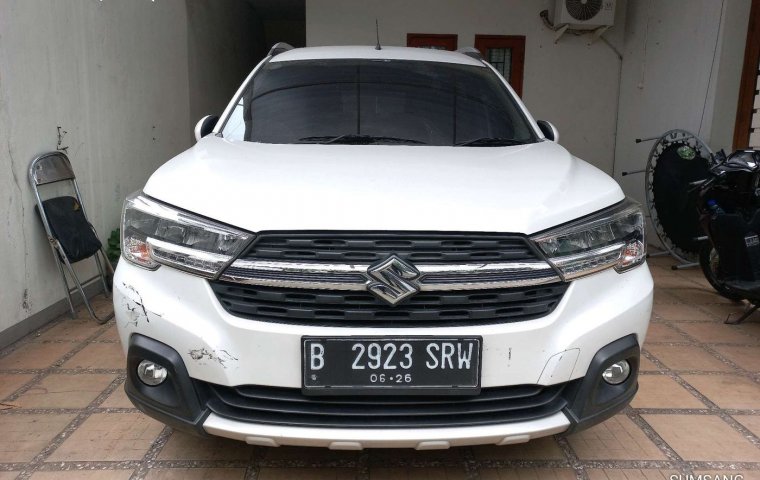 Suzuki XL7 Alpha AT 2021 Putih