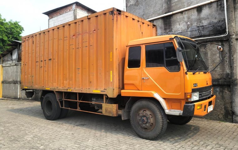 murah+banBARU Mitsubishi Fuso engkel 4x2 FM 517 HS box besi 2008 bok