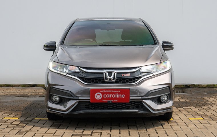 Honda Jazz RS 1.5 AT 2020	Abu - Pajak Panjang - Penawaran Spesial