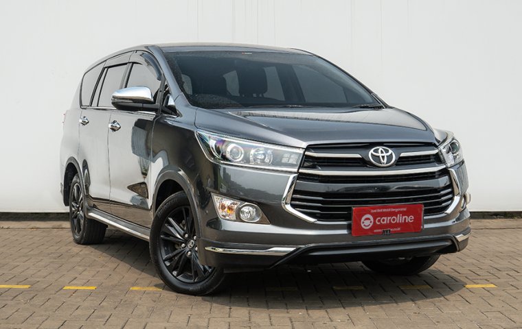 INNOVA VENTURER 2.4 DIESEL MATIC 2019 - Garansi 7g+ B2877UOB