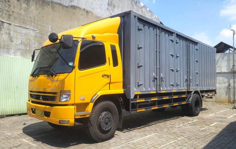 MURAH+banBARU Mitsubishi Fuso engkel 4x2 FM 65 F SL box besi 2022 bok