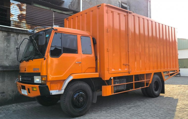 murah+banBARU Mitsubishi Fuso engkel 4x2 FM 517 HS box besi 2008 bok