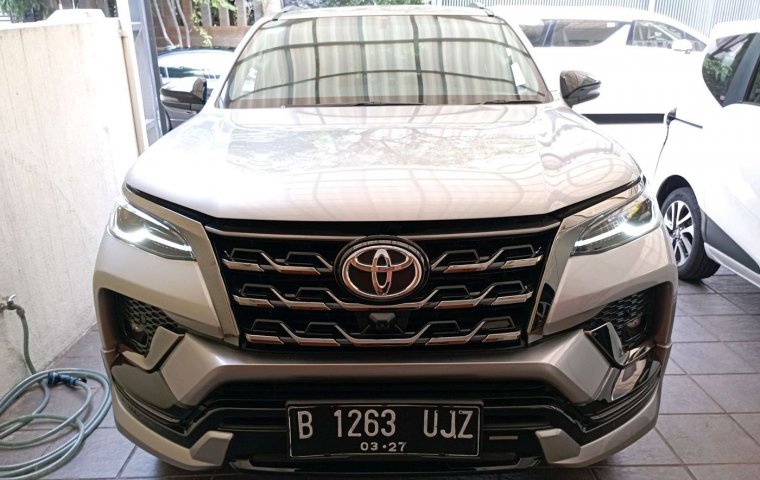 Toyota Fortuner New  4x2 2.8 GR Sport A/T DSL 2022 Silver *63UJZ