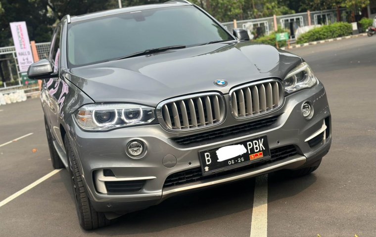 SIAP PAKAI 2016 BMW X5 XDRIVE35I AT GREY HARGA PROMO