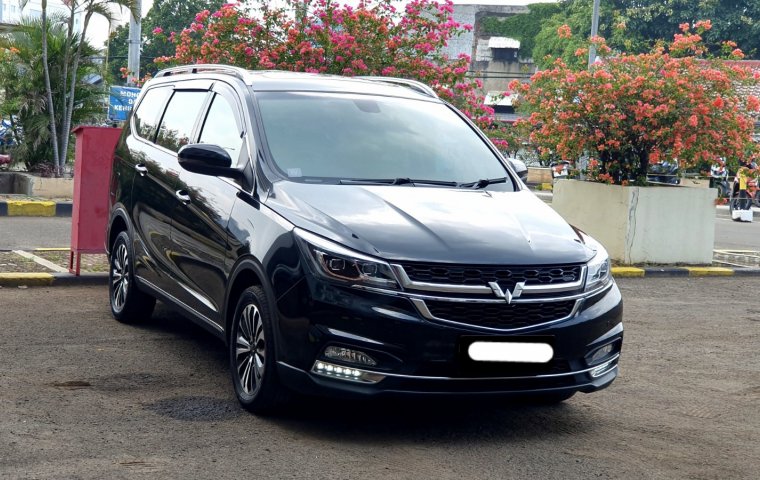 Wuling Cortez 1.5 T Lux + CVT 2022 hitam sunroof cash kredit proses bisa dibantu