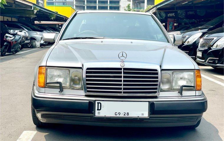 Mercedes-Benz 300CE C124 3.0 Automatic 1989 Coupe