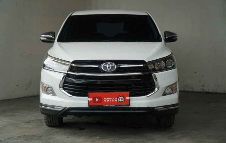 Toyota Innova Venturer Bensin 2.0 A/T 2017