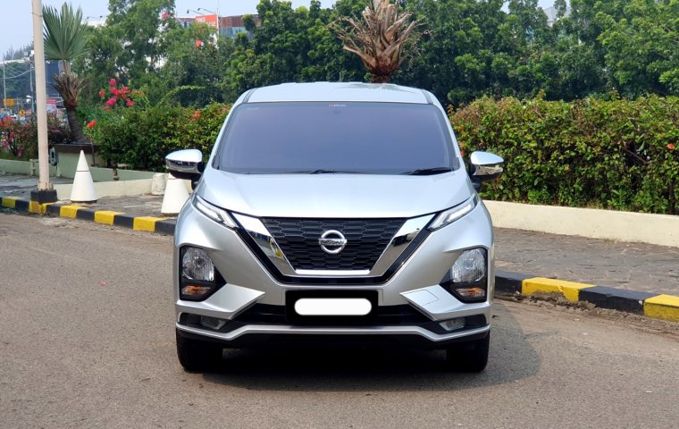 Nissan Livina VL AT 2022 silver km 5 ribuan cash kredit bisa dibantu