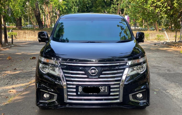 NISSAN ELGRAND HWS 2.5 AT HITAM 2014