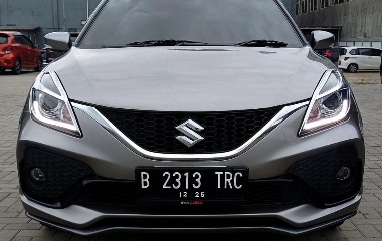 JUAL Suzuki Baleno Hatchback AT 2020 Abu-abu