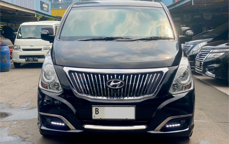 Hyundai H-1 Royale 2018 Hitam