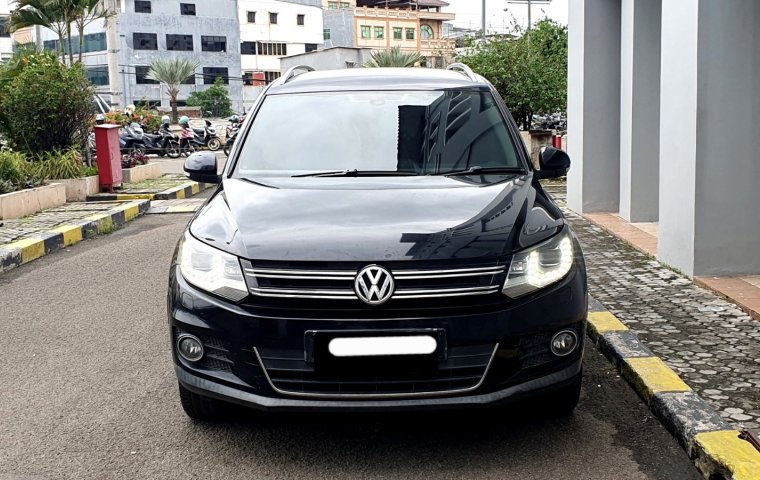 Volkswagen Tiguan 1.4L TSI 2013 hitam