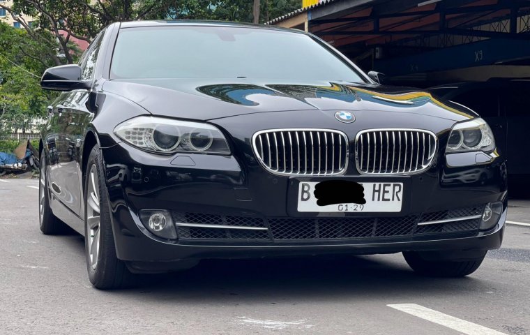 BMW 520I HITAM AT 2013 DIJUAL CEPAT NEGO SAMPAI DEAL