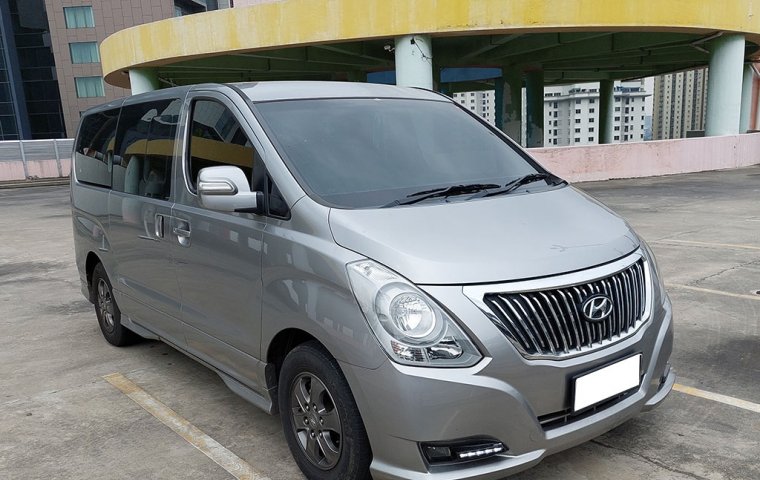 2017 Hyundai H-1 Elegance 12 Seat Jok Kulit B GANJIL Pjk NOV 2025 Siap Pakai Luar Kota KREDIT DP15jt
