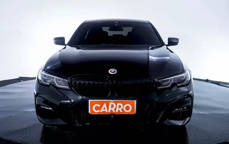 BMW 330i 2.0 M Sport AT 2022 Hitam - KONDISI ISTIMEWA GARANSI 1 TAHUN - BISA DP MINIM BUNGA RENDAH