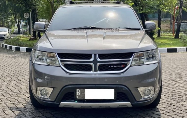 Dodge Journey SXT Platinum 2013 Abu-abu