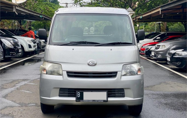 Daihatsu Gran Max D manual 2015 Silver