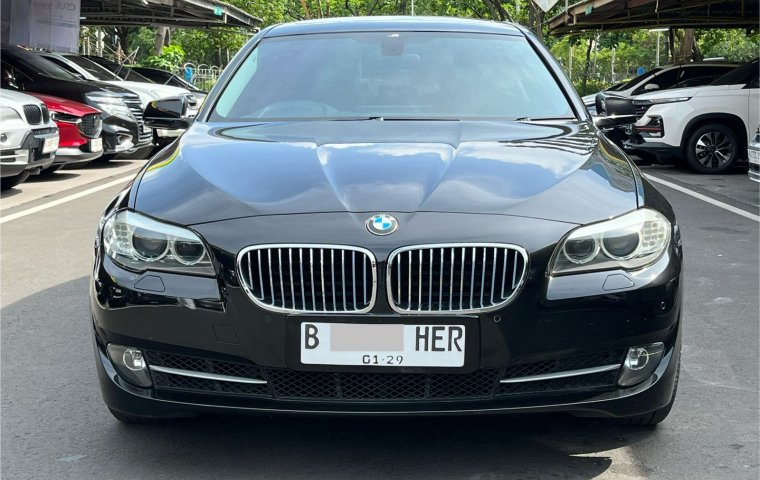 BMW 5 Series 520i 2013 Hitam