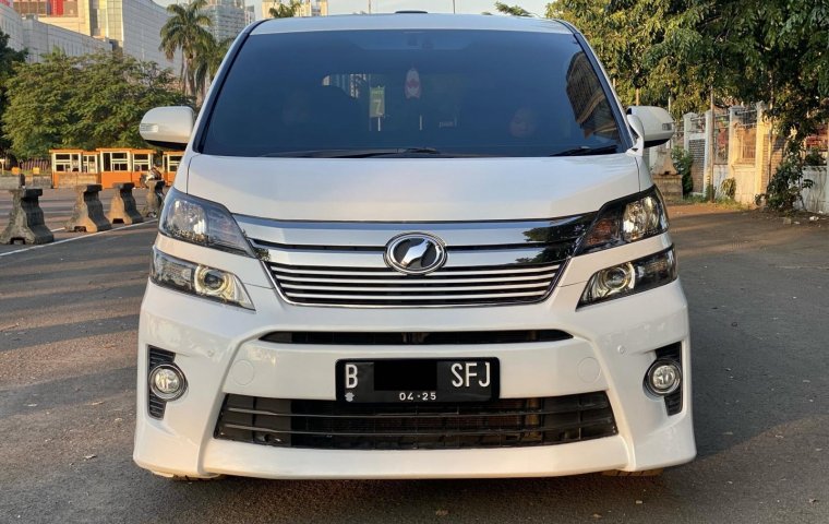 Jual mobil Toyota Vellfire 2015