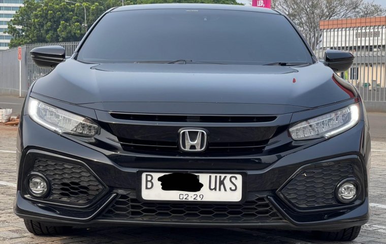 HONDA CIVIC HATCHBACK AT HITAM 2018 DIJUAL CEPAT NEGO SAMPAI DEAL