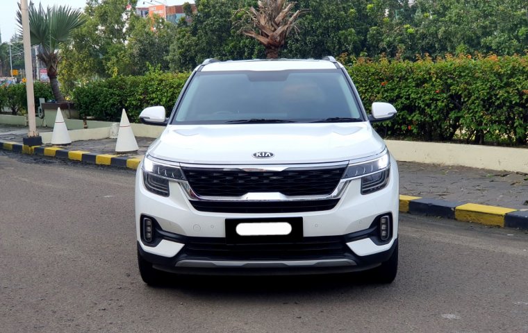 Kia Seltos All New   GT Line 2021 putih km 25 ribuan pajak panjang