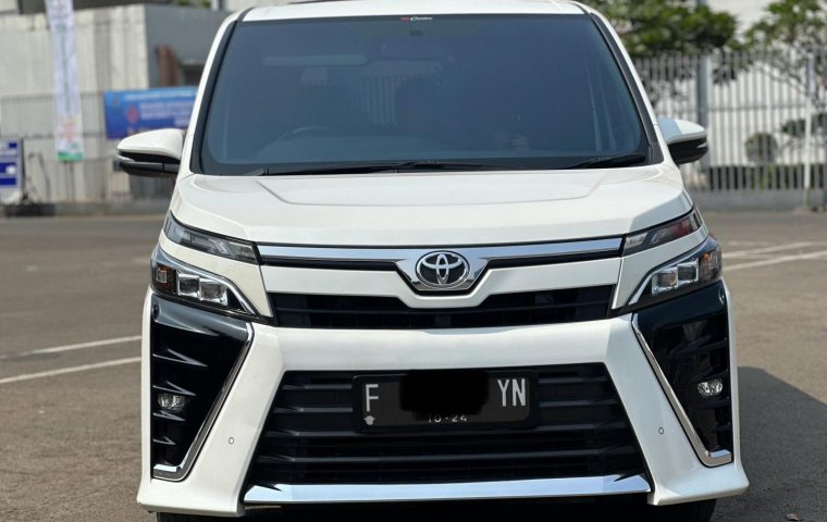 VOXY 2.0 AT PUTIH 2019 DIJUAL CEPAT TERMURAH