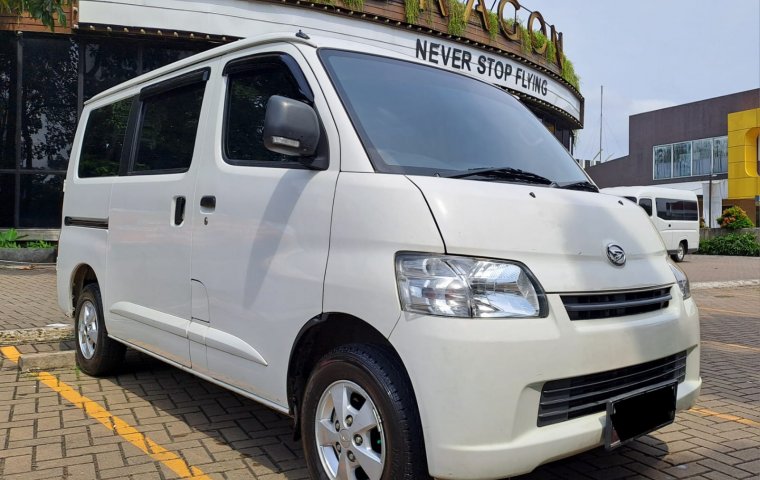 Daihatsu Gran Max 1.3 D FF FH 2022 Minivan
