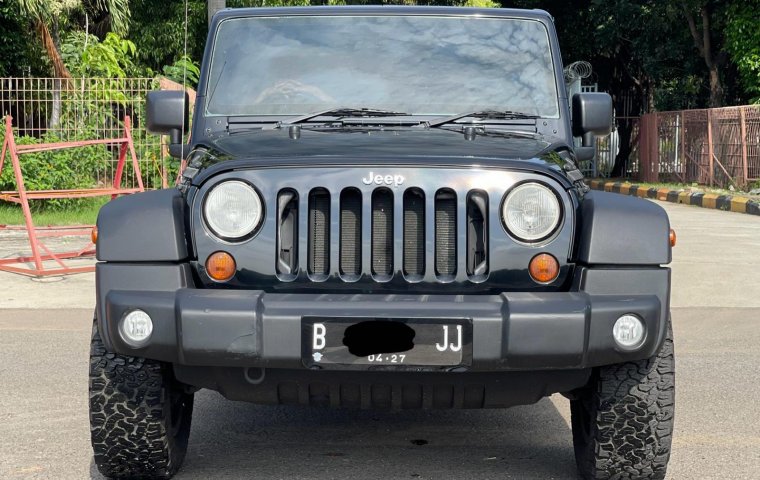 JEEP WRANGLER 3.8L AT HITAM 2011 TERMURAH