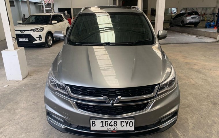WULING CORTEZ EX T LUX + 1.5 2022 abu abu