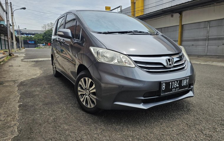 Honda Freed PSD 1.5 AT 2012