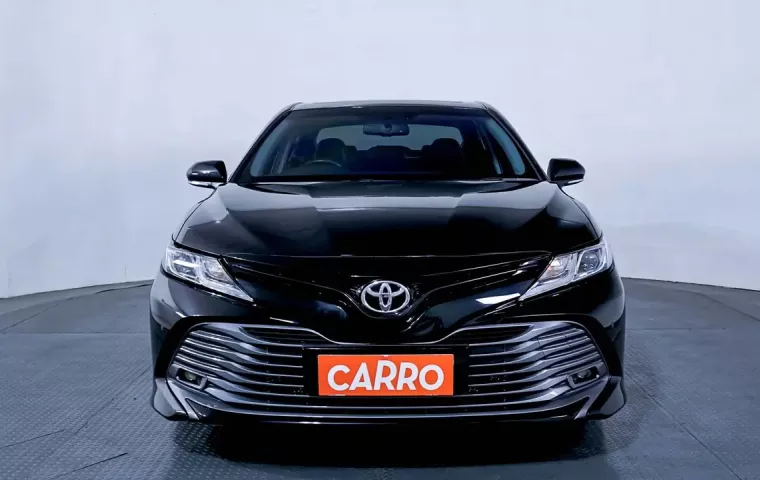 Toyota Camry 2.5 V 2021 Hitam