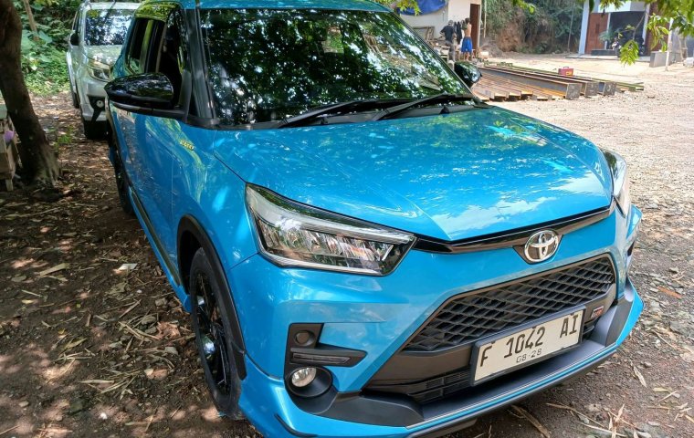 Toyota Raize 1.0T GR Sport CVT 2022 Biru