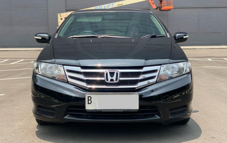 Honda City E at 2012 Hitam