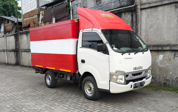 KM 2 ribu seperti baru Isuzu traga box aluminium 2021 bok alumunium