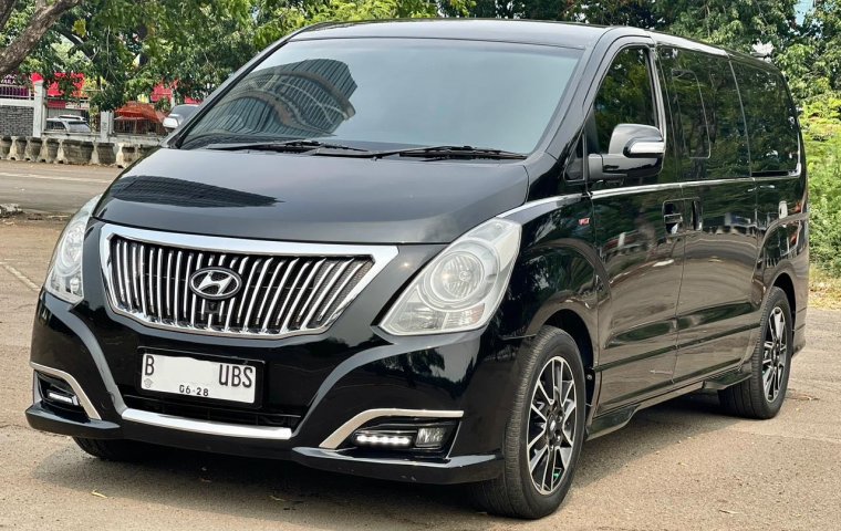 Hyundai H-1 Royale 2018 Hitam