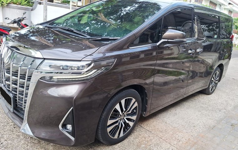 2020 Toyota Alphard 2.5 G A/T Tangan Satu Rawatan Rutin ATPM Resmi mulusSiap Dipakai Luar Kota Pulau