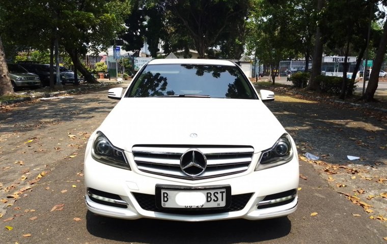 MERCY C200 CGI 1.8 AT 2014