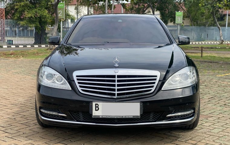 Mercedes-Benz S-Class S 350 2011 Hitam